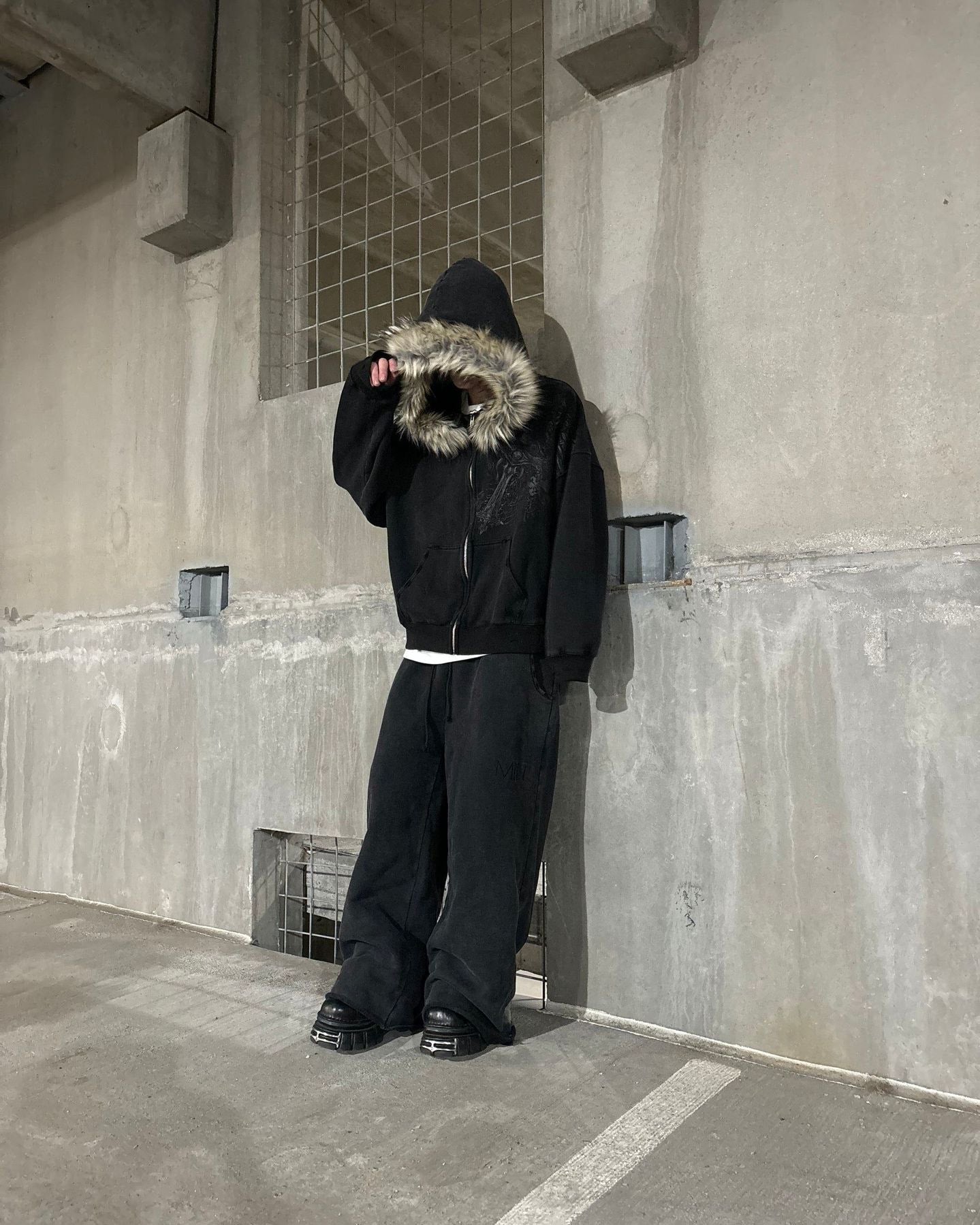 欧米の絨毛帽子の衛衣のプリントの図案の長袖の頭のフードの復古のコートの街頭の潮流y 2k NOCTONE